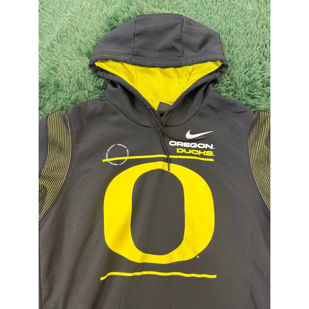 Nike University of Oregon Yellow | Black 2XL Dri Fit Pullover Sweatshirt Hoodie - Picture 2 of 9